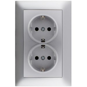 Entac Arnold Recessed wall socket 2x earthed Silver