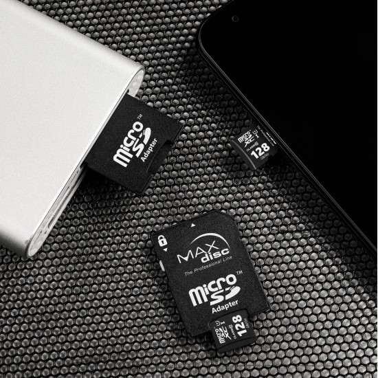 MAXdisc Micro SDHC Class 10 With SD Adaptor 8 GB (High Capacity) (MD957)  